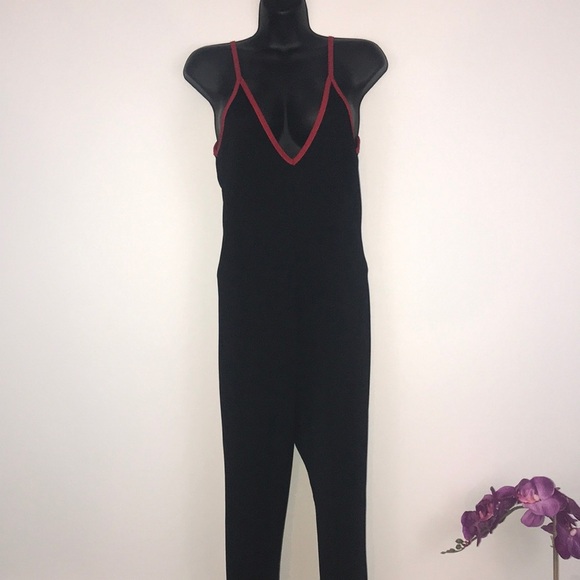 Boohoo Sleeveless V back Jumpsuit Size 8 - Picture 1 of 7